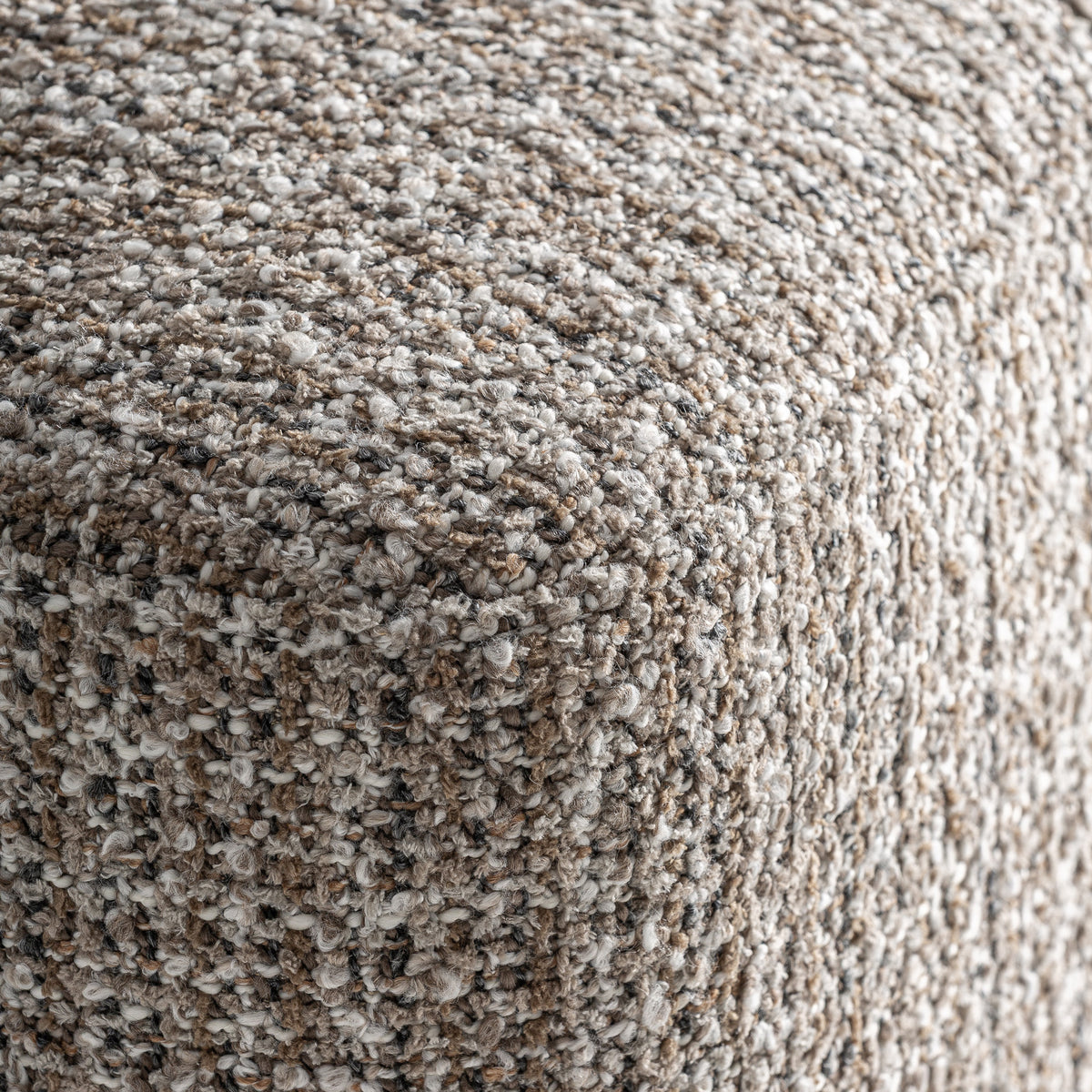 LAIRES CHAIR