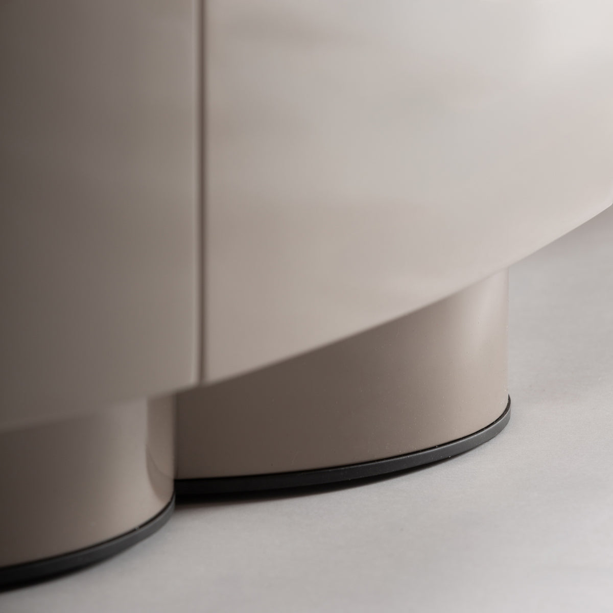 SINGEN TV STAND