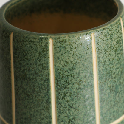 TANK VASE