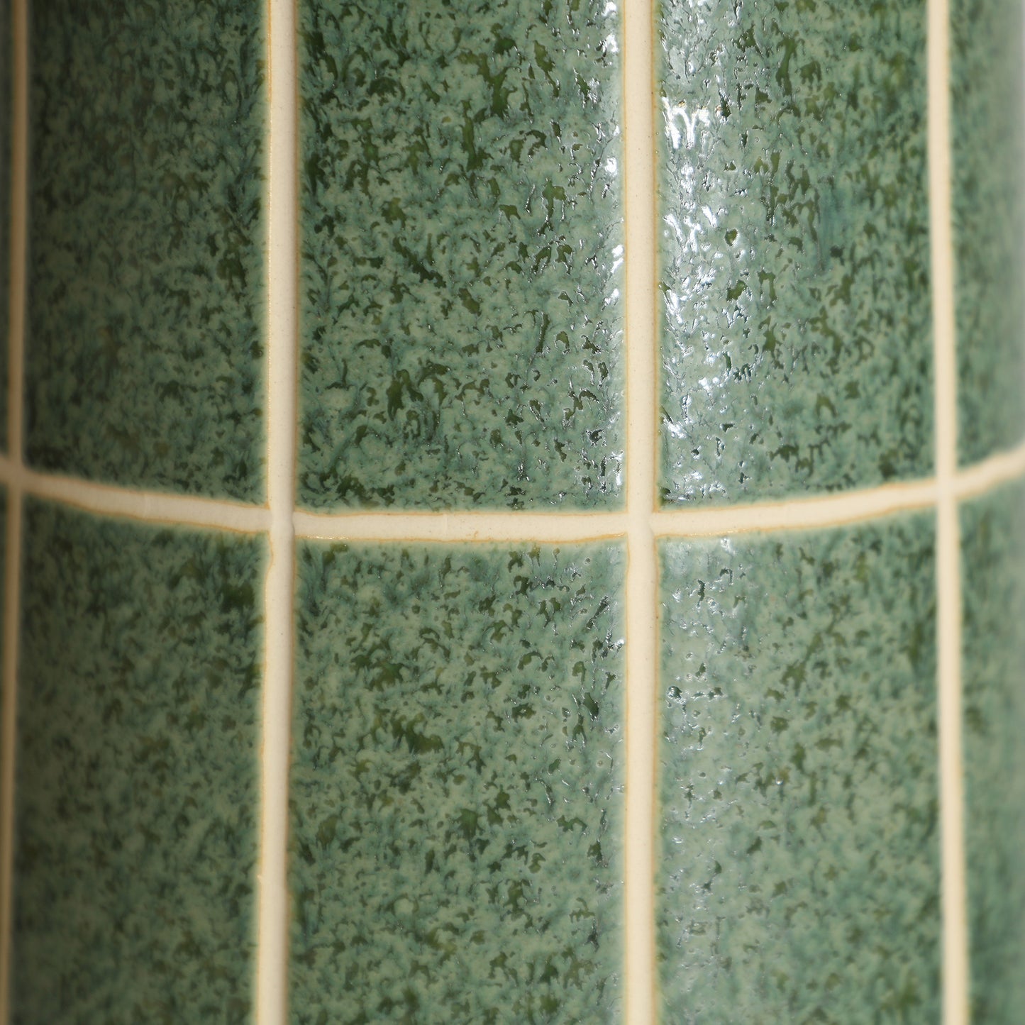 TANK VASE