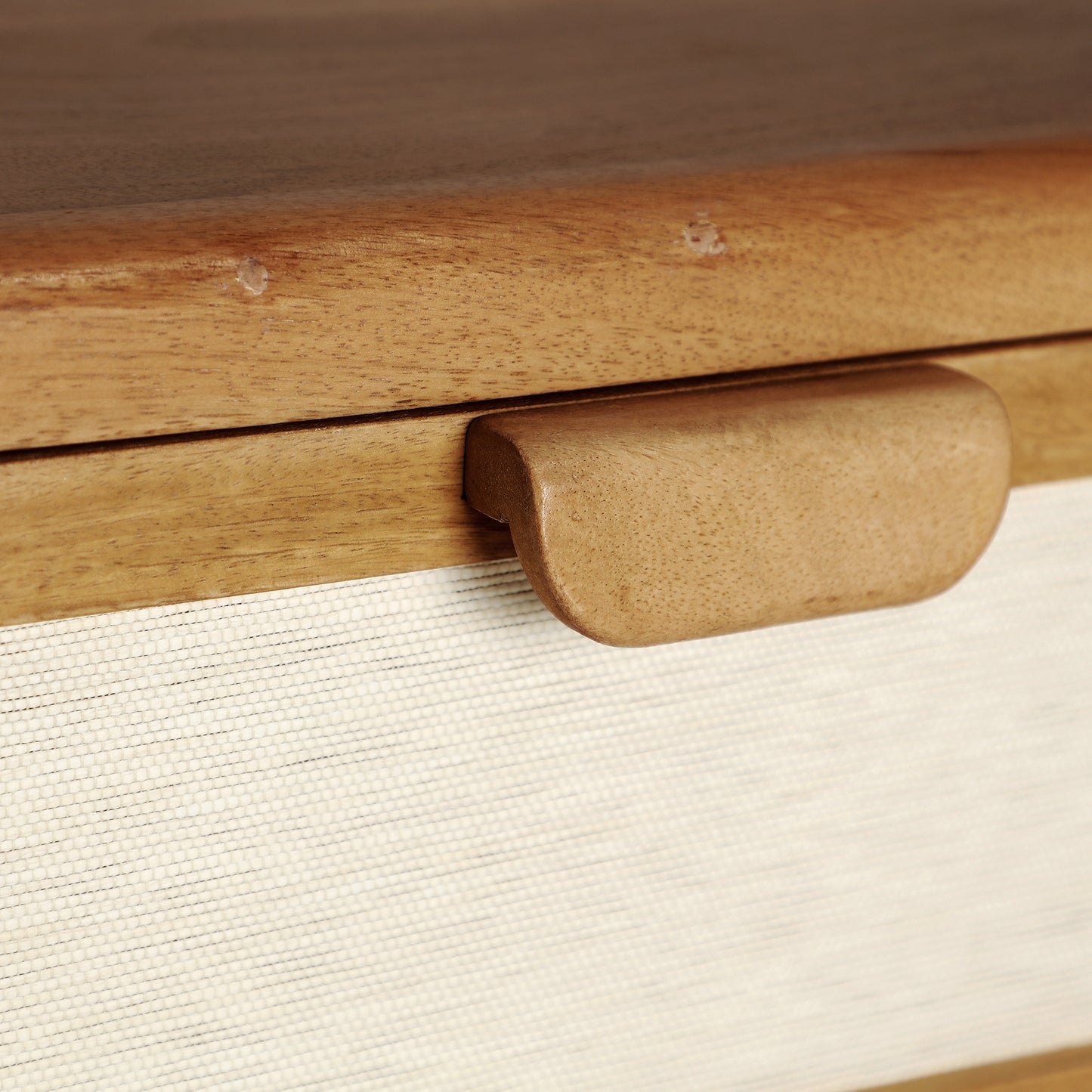 LATTES CHEST OF DRAWERS