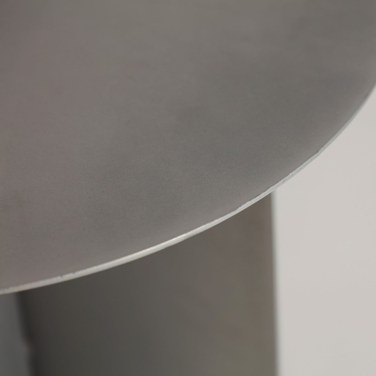 PRAZZO SIDE TABLE