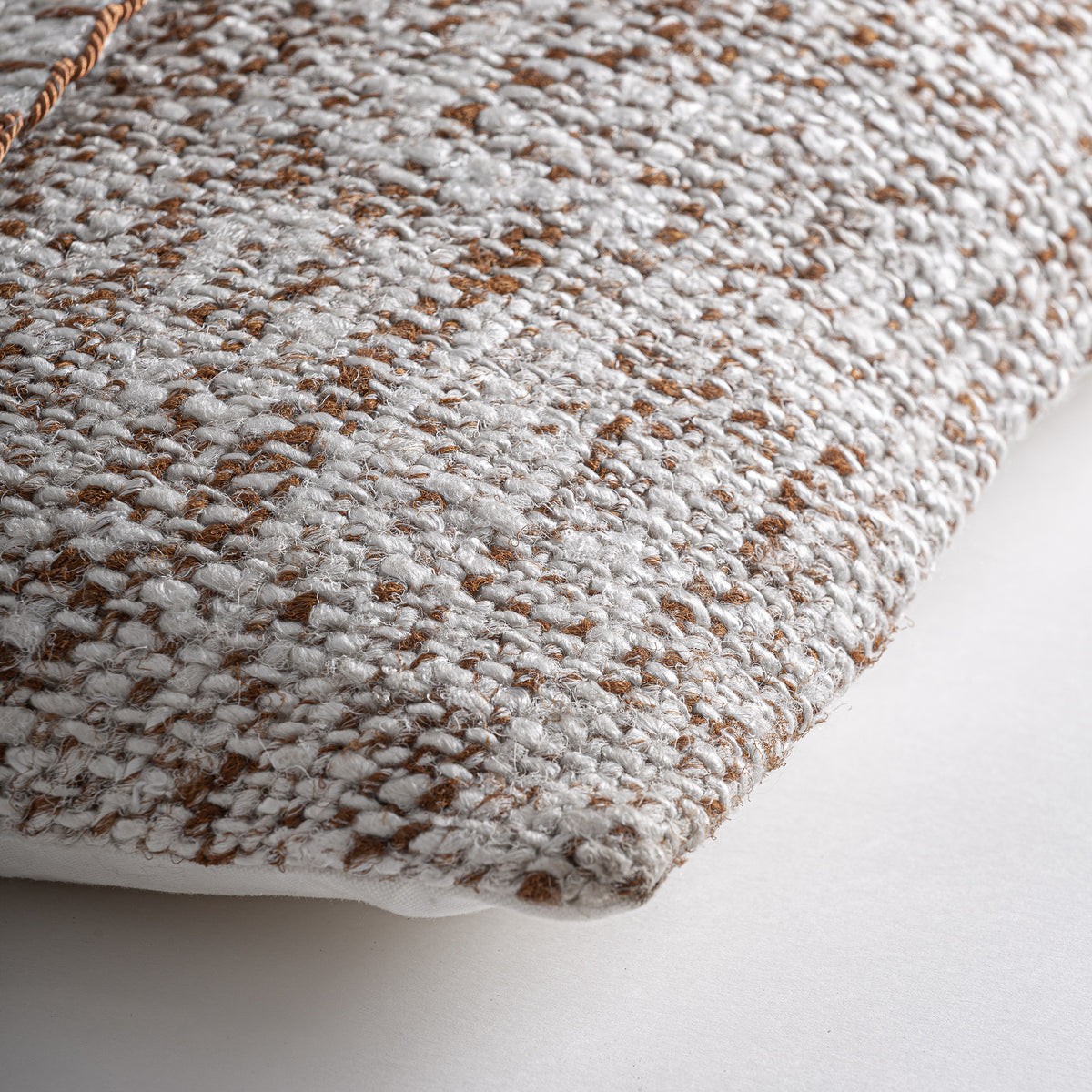 ZYAN CUSHION