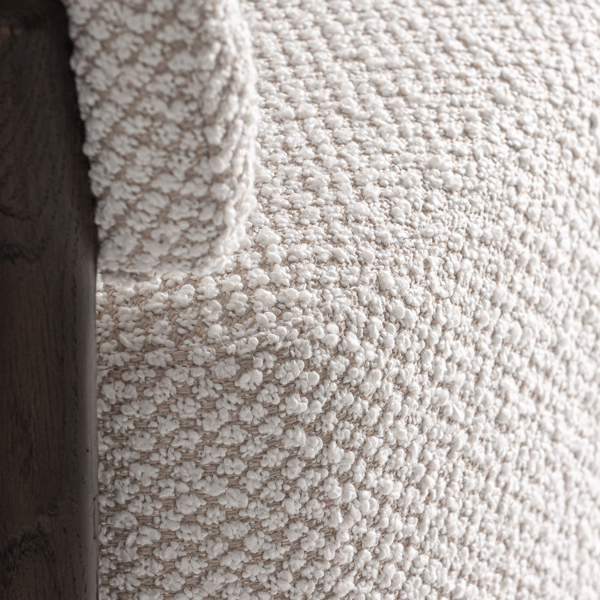 KELAN ARMCHAIR