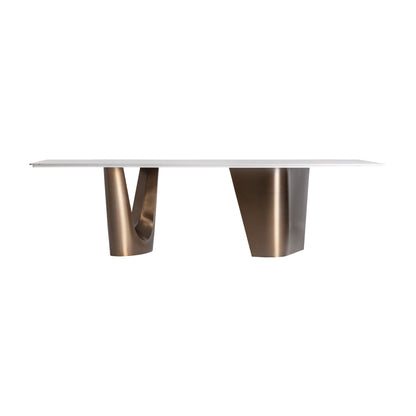LEDAT DINING TABLE