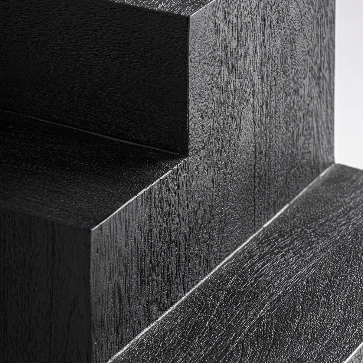 PÈTRIA SIDE TABLE