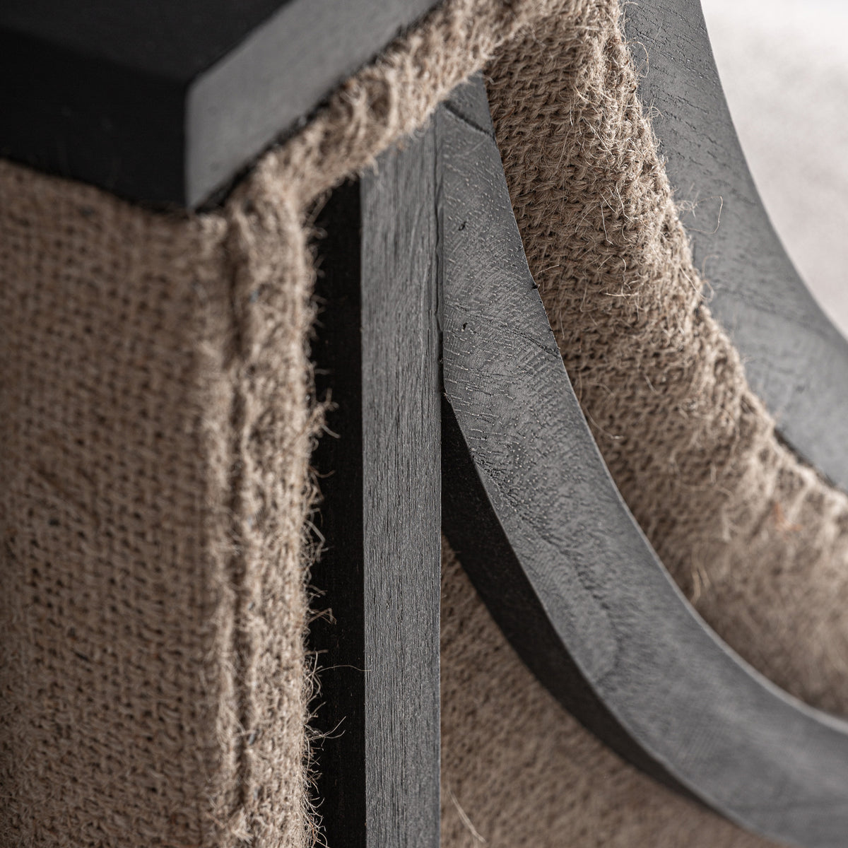 SEYCHES ARMCHAIR