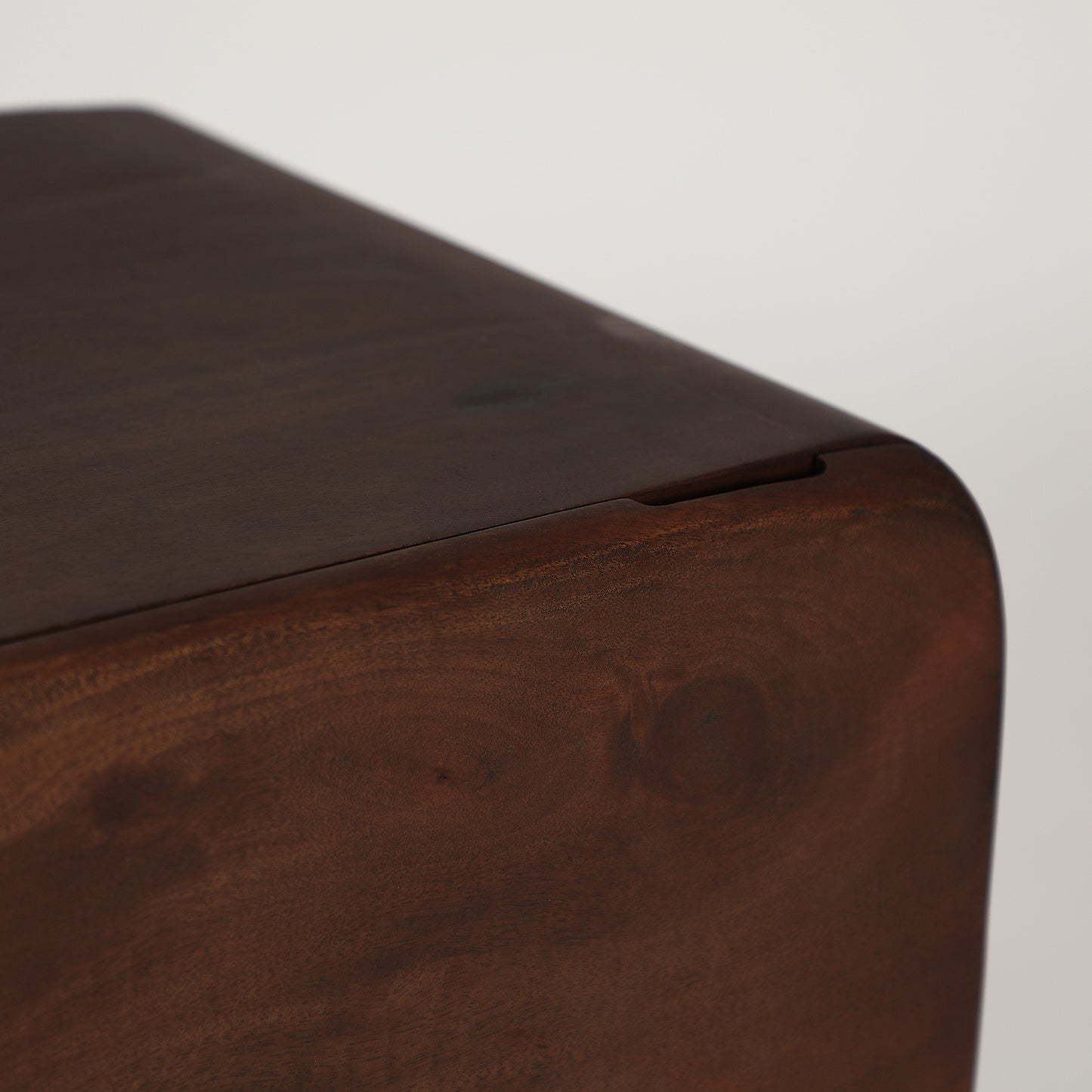 BRAINE TV STAND