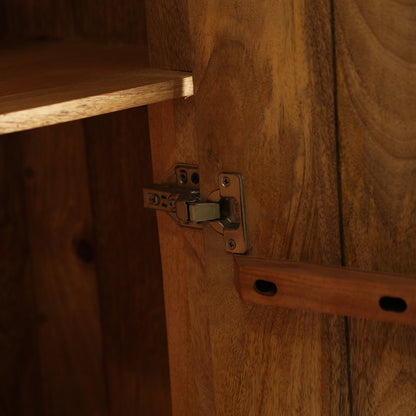 CROUY WARDROBE