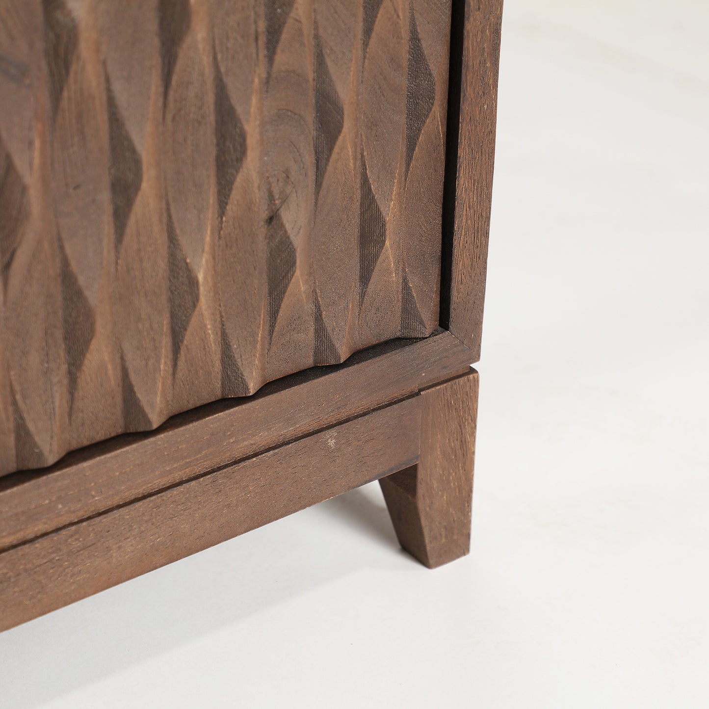 FISMES SIDEBOARD